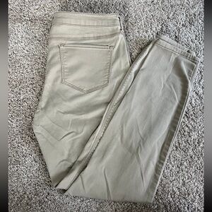 Skinny jean Jegging khaki pants - cotton blend